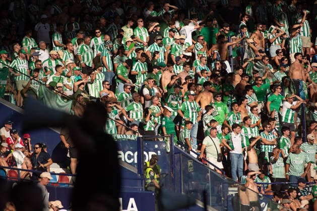 August 29, 2026, Valencia, Alicante, Spain: VALENCIA, SPAIN - AUGUST 29: REAL BETIS fans during the match between Levante UD and Real Betis, from LaLiga EASports, matchweek 3, disputed at the Ciutat de Valencia, Valencia Soccer 2026: Levante UD Vs Real Betis  - ZUMAc290 20260829_zsp_c290_052 Copyright: xJordixCantox