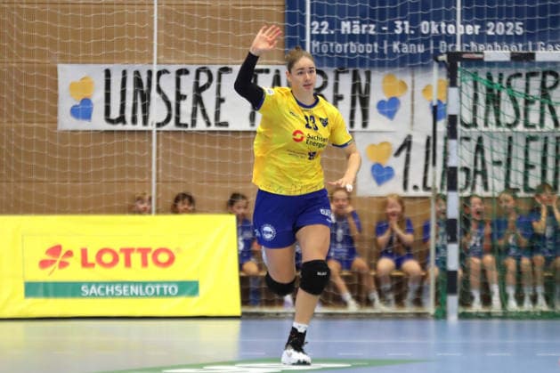 Handball, Alsco HBF1: HC Leipzig - Borussia Dortmund; 29.08.2026 Marlene Tucholke (23, HC Leipzig), nachdem sie das erste Bundesliga-Tor für den HCL erzielt hat. Alsco Handball Bundesliga Frauen HBF1, Saison 2026 2027, 1. Spieltag: HC Leipzig vs. Borussia Dortmund am 29.08.2026 im Sportcenter Markranstädt. Copyright: xBEAUTIFULxSPORTS JanxKaeferx