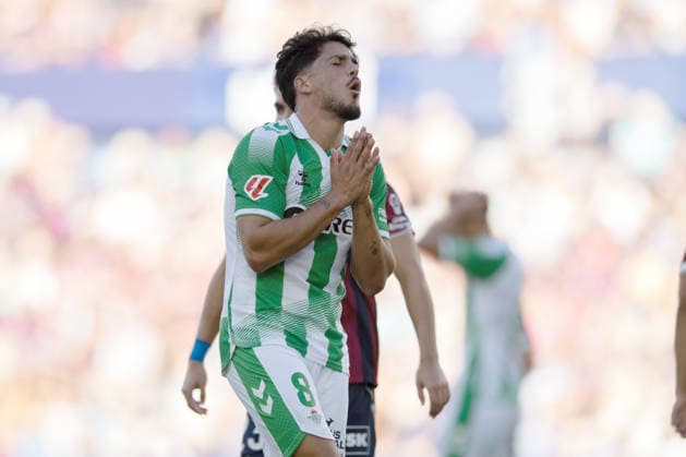 ESP: LaLiga EA Sports UD Levante v Real Betis Pablo Fornals Malla of Real Betis during LaLiga EA Sports, between UD Levante v Real Betis played at Ciudad de Valencia Stadium in Valencia on August 29, 2026 in Spain; Valencia Spain Futbol Copyright: xAgenciaxLOFx