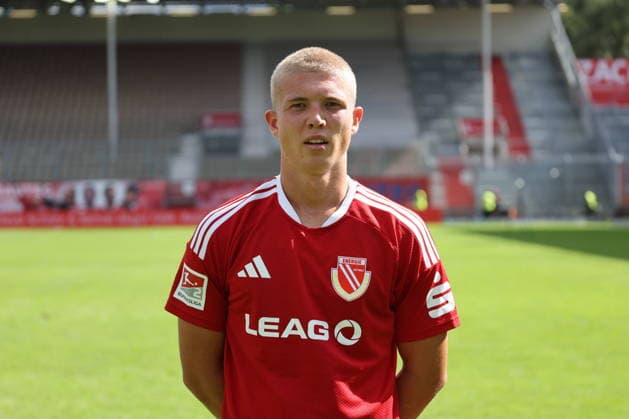 Dmytro Bogdanov; FC Energie Cottbus; 2.Liga, Porträttermin 2026 2027 Fussball 2. Liga 2026 2027 Offizieller Portraitermin FC Energie Cottbus *** Dmytro Bogdanov, FC Energie Cottbus, 2. Bundesliga, Official Photo Session 2026–2027, Soccer, 2. Bundesliga 2026–2027, Official Photo Session for FC Energie Cottbus