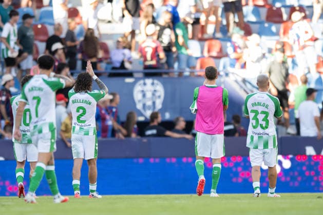 ESP: LaLiga EA Sports UD Levante v Real Betis Hector Bellerin of Real Betis during LaLiga EA Sports, between UD Levante v Real Betis played at Ciudad de Valencia Stadium in Valencia on August 29, 2026 in Spain; Valencia Spain Futbol Copyright: xAgenciaxLOFx