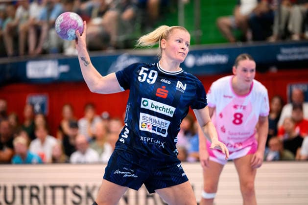 Neckarsulm: HBF - Sportunion Neckarsulm - HSG Bensheim Auerbach Antje Döll Doell (Neckarsulm) Neckarsulm Ballei Baden-Württemberg Deutschland