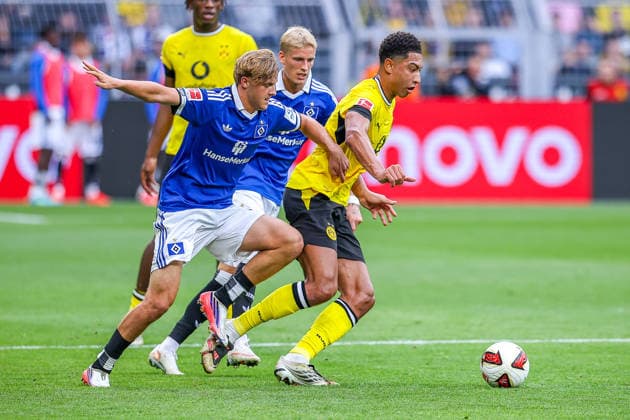 2026.08.29, xkwix, Fußball, Bundesliga, Borussia Dortmund - Hamburger SV, Signal Iduna Park, 1.Spieltag, Saison 2026 2027: Jobe Bellingham (Borussia Dortmund 7) im Zweikampf gegen Louis Lemke (Hamburger SV 37) DFB regulations prohibit any use of photographs as image sequences and or quasi-video. Photo: xKamilxWilkowskixPressefotoKochx Nordrhein-Westfalen Deutschland *** August 29, 2026, xkwix, Soccer, Bundesliga, Borussia Dortmund vs. Hamburger SV, Signal Iduna Park, Matchday 1, 2026–2027 season: Jobe Bellingham of Borussia Dortmund (7) in a tackle against Louis Lemke of Hamburger SV (37). DFB regulations prohibit any use of photographs as image sequences and or quasi-video. Photo: xKamilxWilkowskixPressefotoKochx, North Rhine-Westphalia, Germany
