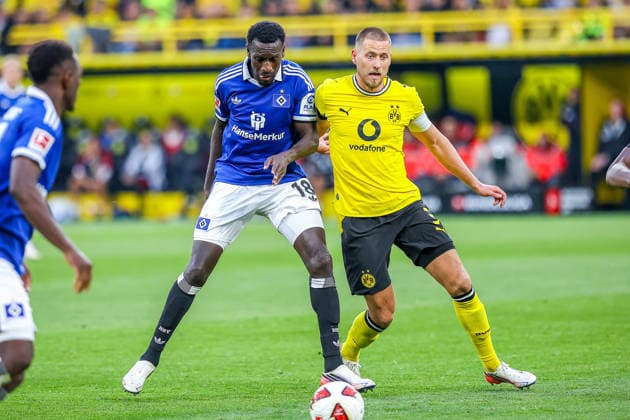 2026.08.29, xkwix, Fußball, Bundesliga, Borussia Dortmund - Hamburger SV, Signal Iduna Park, 1.Spieltag, Saison 2026 2027: Bakery Jatta (Hamburger SV 18) im Zweikampf gegen Waldemar Anton (Borussia Dortmund 3) DFB regulations prohibit any use of photographs as image sequences and or quasi-video. Photo: xKamilxWilkowskixPressefotoKochx Nordrhein-Westfalen Deutschland *** August 29, 2026, xkwix, Soccer, Bundesliga, Borussia Dortmund vs. Hamburger SV, Signal Iduna Park, Matchday 1, 2026–2027 season: Bakery Jatta (Hamburger SV) 18 in a tackle against Waldemar Anton (Borussia Dortmund) 3. DFB regulations prohibit any use of photographs as image sequences and or quasi-video. Photo: xKamilxWilkowskixPressefotoKochx, North Rhine-Westphalia, Germany