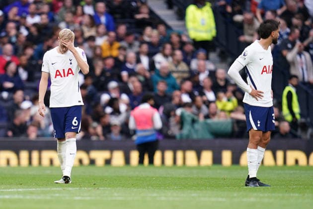 Premier League: Tottenham Hotspur v Newcastle Untied Jan Paul van Hecke of Tottenham Hotspur after Newcastle make it 0-2 during the Premier League match Tottenham Hotspur vs Newcastle Untied at Tottenham Hotspur Stadium, London, United Kingdom on 29 August 2026 (Photo by Harvey Murphy News Images) Copyright: xHarveyxMurphy NewsxImagesx