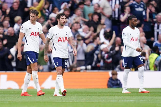 Premier League: Tottenham Hotspur v Newcastle Untied Tottenham players look on as Newcastle make it 0-2 during the Premier League match Tottenham Hotspur vs Newcastle Untied at Tottenham Hotspur Stadium, London, United Kingdom on 29 August 2026 (Photo by Harvey Murphy News Images) Copyright: xHarveyxMurphy NewsxImagesx