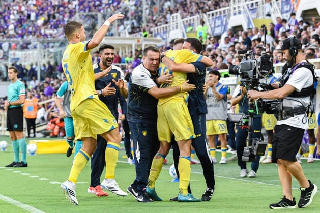 IPA87905654 - Gabriela Bracaglia (Frosinone) celebrates with her teammates after scoring the goal that made it 0-2 during the ACF Fiorentina vs. Frosinone Calcio Serie A soccer match in Florence, Italy, on August 29, 2026  Copyright: xFabioxFagiolini IPAxSportx xx 87905654