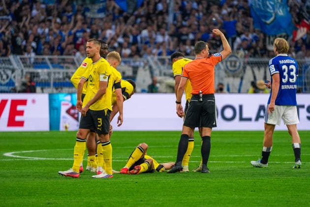 Verletzung von Giannis Konstantelias (Borussia Dortmund, 45), Deutschland: Fussball, Bundesliga, Saison 2026 27, 1. Spieltag, 29.08.2026, Borussia Dortmund vs Hamburger SV, Signal-Iduna-Park (Dortmund, Nordrhein-Westfalen) *** Giannis Konstantelias Injury: Borussia Dortmund, 45, German Soccer, Bundesliga, 2026–27 Season, Matchday 1, August 29, 2026, Borussia Dortmund vs. Hamburger SV, Signal Iduna Park, Dortmund, North Rhine-Westphalia Copyright: xLeonxFrickx