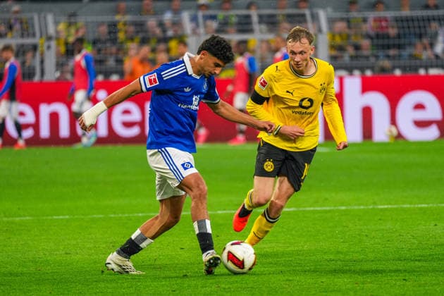 Martin Adeline (Hamburger SV, 5), Maximilian Beier (Borussia Dortmund, 14), Deutschland: Fussball, Bundesliga, Saison 2026 27, 1. Spieltag, 29.08.2026, Borussia Dortmund vs Hamburger SV, Signal-Iduna-Park (Dortmund, Nordrhein-Westfalen) *** Martin Adeline, Hamburger SV, 5; Maximilian Beier, Borussia Dortmund, 14; German Soccer, Bundesliga, 2026–27 Season, Matchday 1, August 29, 2026, Borussia Dortmund vs. Hamburger SV, Signal Iduna Park, Dortmund, North Rhine-Westphalia Copyright: xLeonxFrickx