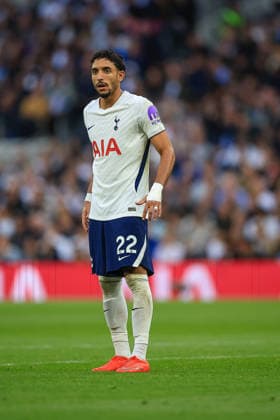 Tottenham Hotspur v Newcastle United, Premier League Tottenham Hotspur Forward Omar Marmoush (22) during the Premier League match between Tottenham Hotspur and Newcastle United at Tottenham Hotspur Stadium, London, UK on 29 August 2026. London Tottenham Hotspur Stadium London UK Editorial use only DataCo restrictions apply See www.football-dataco.com , Copyright: xChrisxFoxwellx PSI-24771-0091
