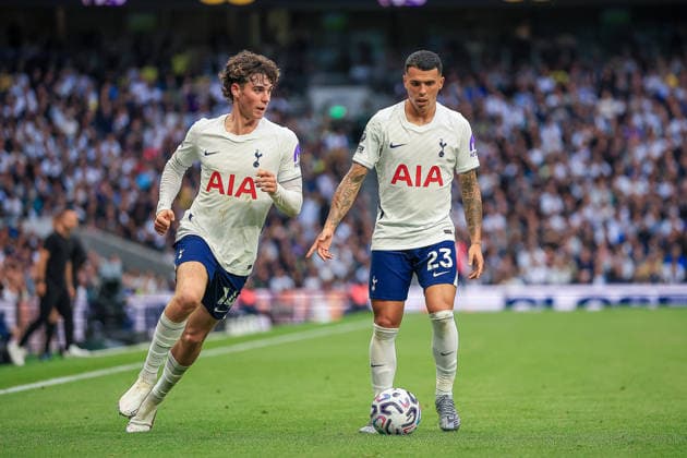 Tottenham Hotspur v Newcastle United, Premier League Tottenham Hotspur Midfielder Archie Gray (14) & Tottenham Hotspur Defender Pedro Porro (23) during the Premier League match between Tottenham Hotspur and Newcastle United at Tottenham Hotspur Stadium, London, UK on 29 August 2026. London Tottenham Hotspur Stadium London UK Editorial use only DataCo restrictions apply See www.football-dataco.com , Copyright: xChrisxFoxwellx PSI-24771-0106