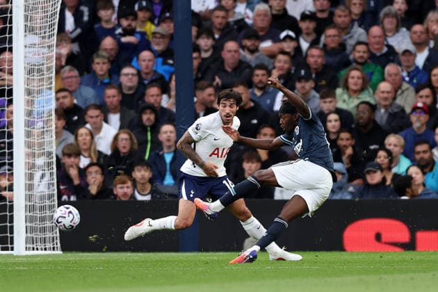 London, England, 29th August 2026. Anthony Elanga of Newcastle United scoring his sides opening goal during the Tottenham Hotspur vs Newcastle United Premier League match at the Tottenham Hotspur Stadium, London. Picture credit should read: David Klein Sportimage EDITORIAL USE ONLY. No use with unauthorised audio, video, data, fixture lists, club league logos or live services. Online in-match use limited to 120 images, no video emulation. No use in betting, games or single club league player publications. SPI_027_DK_Spurs_Newcastle SPI-4941-0027