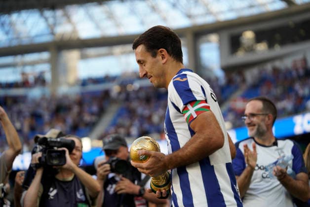 Mikel Oyarzabal of Real Sociedad seen in action during the La Liga EA Sports football match between Real Sociedad and RCD Espanyol de Barcelona at Estadio Anoeta on August 29, 2026 in San Sebastian, Spain. (Mickael Ducint Ball Raw Images) San Sebastian Estadio Anoeta Spain Copyright: xMickaelxDucintx mickaelducint_RealSociedad_Espanyol360