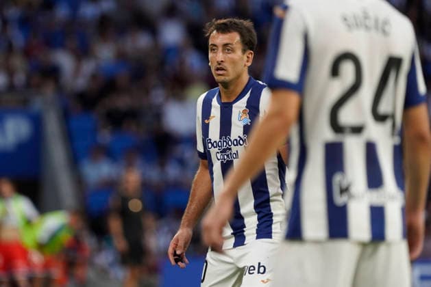 Mikel Oyarzabal of Real Sociedad seen in action during the La Liga EA Sports football match between Real Sociedad and RCD Espanyol de Barcelona at Estadio Anoeta on August 29, 2026 in San Sebastian, Spain. (Mickael Ducint Ball Raw Images) San Sebastian Estadio Anoeta Spain Copyright: xMickaelxDucintx mickaelducint_RealSociedad_Espanyol402