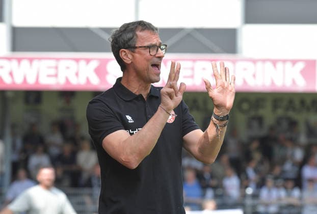 29.08.2026, GER, Fussball, 3.Liga, Saison 2026 2027, 03. Spieltag, Sportclub-Arena, Verl SC Verl - Fortuna Köln 1 : 2 Matthias Mink (Trainer Fortuna Köln), Aktion, Einzelbild, Quer, Mimik, Gestik, Trainer, Coach