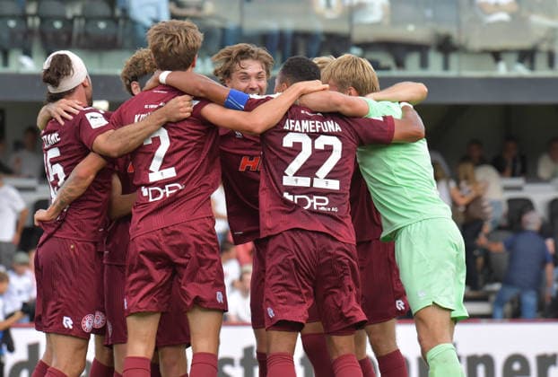 29.08.2026, GER, Fussball, 3.Liga, Saison 2026 2027, 03. Spieltag, Sportclub-Arena, Verl SC Verl - Fortuna Köln 1 : 2 Schluß-Jubel Fortuna Köln, Aktion, Einzelbild, Quer, Mimik, Gestik, Jubel, jubeln, Freude, freuen