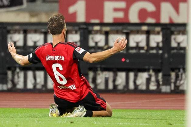 Jubel bei Adam Markhiyev 6 (1FC Nuernberg) nach seinem Tor zum 4:0, Freude, Emotion, 1. FC Nuernberg vs. DSC Arminia Bielefeld, Fussball, Maenner, 2. Bundesliga, Saison 2026 2027, Hinrunde, 3. Spieltag, 29.08.2026 DFB regulations prohibit any use of photographs as image sequences and or quasi-video Nuernberg Bayern Deutschland *** Adam Markhiyev of 1. FC Nuremberg celebrates after scoring the 4-0 goal; joy, emotion; 1. FC Nuremberg vs. DSC Arminia Bielefeld; soccer; men s; 2. Bundesliga; 2026–2027 season, First Half of the Season, Matchday 3, August 29, 2026. DFB regulations prohibit any use of photographs as image sequences and or quasi-video. Nuremberg, Bavaria, Germany Copyright: xkolbert-press MartinxAgüerax