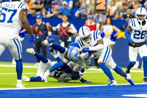 Aug 29, 2026; Indianapolis, Indiana, USA; Detroit Lions running back Jacob Saylors (25) runs with the ball during NFL, American Football Herren, USA preseason game action against the Indianapolis Colts at Lucas Oil Stadium. Mandatory Credit: -Cal Media NFL 2026: Lions Vs Colts AUG 29  - ZUMAc04_ 20260829_zma_c04_016 Copyright: xJohnxMersitsx