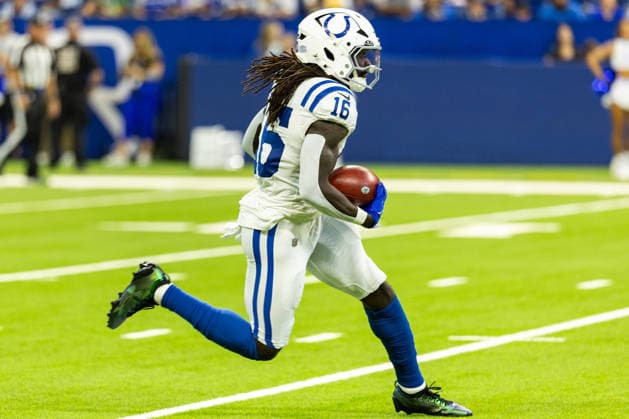 Aug 29, 2026; Indianapolis, Indiana, USA; Indianapolis Colts wide receiver Ashton Dulin (16) runs with the ball during NFL, American Football Herren, USA preseason game action against the Detroit Lions at Lucas Oil Stadium. Mandatory Credit: -Cal Media Indianapolis USA - ZUMAc04_ 20260829_zma_c04_028 Copyright: xJohnxMersitsx