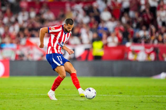 August 29, 2026, Sevilla, Sevilla, Spain: David Hancko of Atletico de Madrid in action during the Spanish league, LaLiga EA Sports, football match played between Sevilla FC and Atletico de Madrid at Ramon Sanchez-Pizjuan stadium on August 29, 2026, in Sevilla, Spain. Sevilla Spain - ZUMAa181 20260829_zaa_a181_192 Copyright: xJoaquinxCorcherox