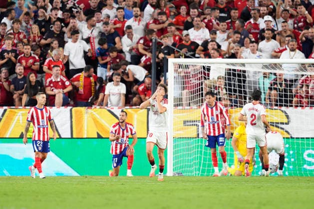 August 29, 2026, Sevilla, Sevilla, Spain: Miguel Sierra of Sevilla FC celebrates a goal during the Spanish league, LaLiga EA Sports, football match played between Sevilla FC and Atletico de Madrid at Ramon Sanchez-Pizjuan stadium on August 29, 2026, in Sevilla, Spain. Sevilla Spain - ZUMAa181 20260829_zaa_a181_199 Copyright: xJoaquinxCorcherox