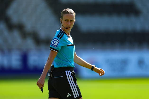 29. August 2026, Fussball, Google Pixel Frauen-Bundesliga, SC Freiburg - 1. FC Union Berlin Davina Lutz, Schiedsrichterin Photo: Urs Ottiger *** August 29, 2026, Soccer, Google Pixel Women s Bundesliga, SC Freiburg 1 vs. FC Union Berlin, Davina Lutz, referee; Photo by Urs Ottiger