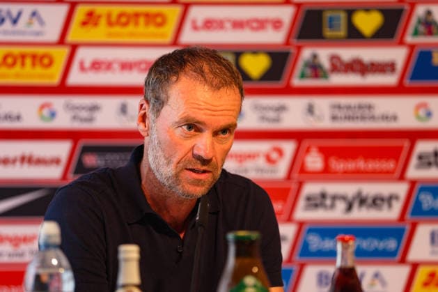 29. August 2026, Fussball, Google Pixel Frauen-Bundesliga, SC Freiburg - 1. FC Union Berlin Marco Konrad (Cheftrainer, SC Freiburg) in der PK Photo: Urs Ottiger *** August 29, 2026, Soccer, Google Pixel Women s Bundesliga, SC Freiburg 1 FC Union Berlin Marco Konrad, Head Coach, SC Freiburg at the press conference. Photo by Urs Ottiger