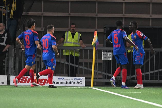 BERN, SWITZERLAND - AUGUST 29: the players from FC Basel celebrating the score of Asane Sow of Basel 2:2 during the Swiss Super League match between BSC Young Boys and FC Basel 1893 at Stadion Wankdorf on August 29, 2026 in Bern, Switzerland. Bern Stadion Wankdorf Bern Switzerland Copyright: xJustPictures.ch ManuelxWinterbergerx jp-en-EuSpIm-MWI_2801