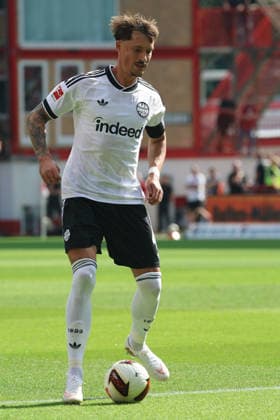 BERLIN, DEUTSCHLAND - AUGUST 29: Robin Koch (Eintracht Frankfurt, 4), controls the ball, during the match in the German Bundesliga: Union Berlin - Eintracht Frankfurt at Stadion An der Alten Foersterei on matchday 32 on August 29, 2026 in Berlin, Deutschland. DFB regulations prohibit any use of photographs as image sequences and or quasi video. Berlin Deutschland Copyright: xO.Frankex