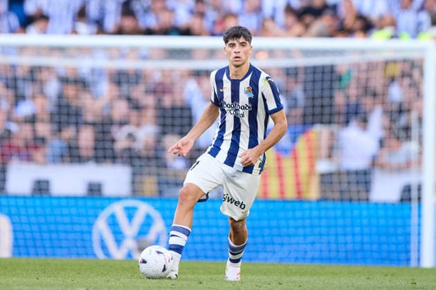 Real Sociedad v RCD Espanyol - LaLiga EA Sports Jon Martin Vicente of Real Sociedad in action during the LaLiga EA Sports match between Real Sociedad and RCD Espanyol at Anoeta on August 29, 2026, in San Sebastian, Spain. San Sebastian Anoeta Basque Country Spain RL_RSOvRCDE_LALIGA_2K26_000055 Copyright: xRicardoxLarreinax