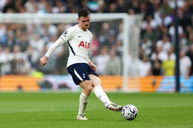 Andrew Robertson of Tottenham Hotspur passes the ball Tottenham Hotspur v Newcastle United, Premier League, Football, Tottenham Hotspur Stadium, London, UK, 29 08 2026, England - 29 Aug 2026London Tottenham Hotspur Stadium England United Kingdom EDITORIAL USE ONLY No use with unauthorised audio, video, data, fixture lists, club league logos or live services. Online in-match use limited to 120 images, no video emulation. No use in betting, games or single club league player publications. Copyright: xHanc WiredxPhotos Shutterstockx 17124807dr