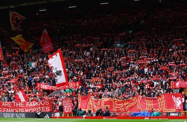 Liverpool fans Liverpool v Nottingham Forest, Premier League Football, Football, Anfield, Liverpool, UK - 29 Aug 2026Liverpool Anfield United Kingdom EDITORIAL USE ONLY No use with unauthorised audio, video, data, fixture lists, club league logos or live services. Online in-match use limited to 120 images, no video emulation. No use in betting, games or single club league player publications.  Copyright: xMattxWest Shutterstockx 17118964ba