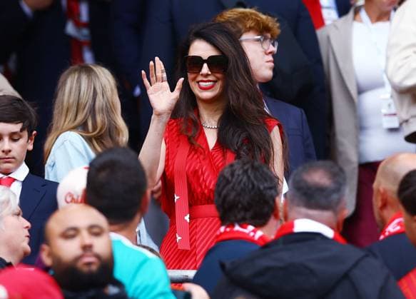 Linda Pizzuti in the stand Liverpool v Nottingham Forest, Premier League Football, Football, Anfield, Liverpool, UK - 29 Aug 2026Liverpool Anfield United Kingdom EDITORIAL USE ONLY No use with unauthorised audio, video, data, fixture lists, club league logos or live services. Online in-match use limited to 120 images, no video emulation. No use in betting, games or single club league player publications.  Copyright: xMattxWest Shutterstockx 17118964bo