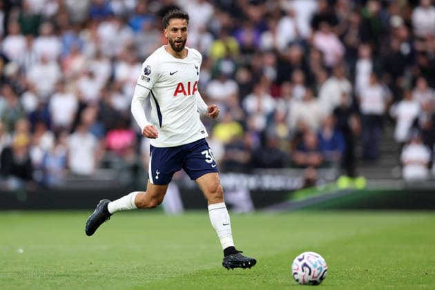 London, England, 29th August 2026. Rodrigo Bentancur of Tottenham Hotspur during the Tottenham Hotspur vs Newcastle United Premier League match at the Tottenham Hotspur Stadium, London. Picture credit should read: David Klein Sportimage EDITORIAL USE ONLY. No use with unauthorised audio, video, data, fixture lists, club league logos or live services. Online in-match use limited to 120 images, no video emulation. No use in betting, games or single club league player publications. SPI_137_DK_Spurs_Newcastle SPI-4941-0135