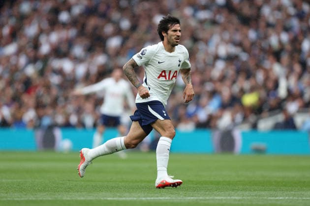 Tottenham v Newcastle 29 August 2026, London - Premier League Football - Tottenham Hotspur v Newcastle United - Sandro Tonali of Tottenham Hotspur - Photo: Charlotte Wilson Offside. London UK Copyright: xCharlottexWilsonx xOffsidexOffside