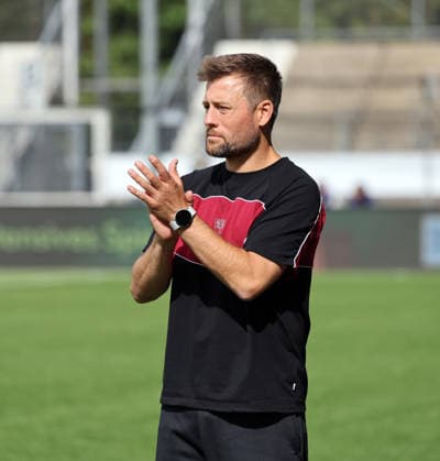 29.08.26 Frauen VfB Stuttgart - Hamburger SV Deutschland, Stuttgart, 29.08.2026, Fussball, Frauen, Bundesliga, Saison 2026 2027, VfB Stuttgart - Hamburger SV (2:1): Nico Schneck (Trainer VfB Stuttgart). *** August 29, 2026 Women s VfB Stuttgart vs. Hamburger SV Germany, Stuttgart, August 29, 2026, Soccer, Women s, Bundesliga, 2026–2027 Season, VfB Stuttgart vs. Hamburger SV 2–1 Nico Schneck, Coach of VfB Stuttgart