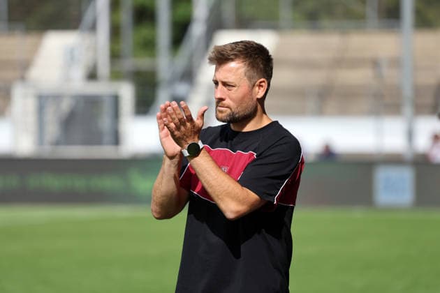 29.08.26 Frauen VfB Stuttgart - Hamburger SV Deutschland, Stuttgart, 29.08.2026, Fussball, Frauen, Bundesliga, Saison 2026 2027, VfB Stuttgart - Hamburger SV (2:1): Nico Schneck (Trainer VfB Stuttgart). *** August 29, 2026 Women s VfB Stuttgart vs. Hamburger SV Germany, Stuttgart, August 29, 2026, Soccer, Women s, Bundesliga, 2026–2027 Season, VfB Stuttgart vs. Hamburger SV 2–1 Nico Schneck, Coach of VfB Stuttgart