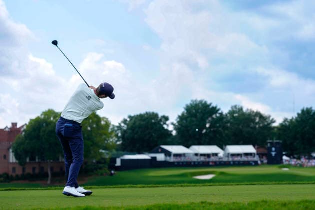 August 29, 2026, Atlanta, Georgia, USA: Alex Smalley (United States) hits his tee shot on the 9th hole, during the third round at East Lake Golf Club. PGA, Golf Herren Tour TOUR Championship  - ZUMAd212 20260829_zsp_d212_118 Copyright: xRichardxDolex