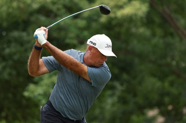 The Ally Challenge GRAND BLANC,MICHIGAN-AUGUST 29: Stewart Cink of the United States plays his tee shot on the 18th hole during the second round of The Ally Challenge presented by McLaren at Warwick Hills Golf & Country Club, Grand Blanc, MI, USA Saturday, August 29, 2026. Grand Blanc Michigan United States  Copyright: xJorgexLemusx originalFilename:lemus-theallyc260829_npBLi.jpg