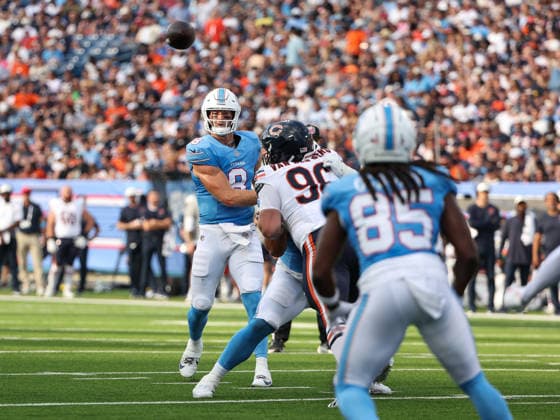 Aug 29, 2026; Nashville, Tennessee, USA; Tennessee Titans quarterback Will Levis (8) targets Tennessee Titans wide receiver K.J. Osborn (85) during the NFL, American Football Herren, USA preseason game between the Chicago Bears and the Tennessee Titans at Nissan Stadium (Nashville). Mandatory Credit: -Cal Media Nashville USA - ZUMAc04_ 20260829_zma_c04_083 Copyright: xStephenxFurstx