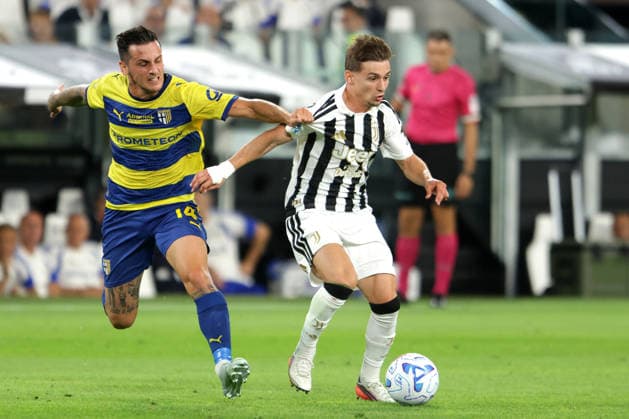 EMANUELE VALERI, Parma, FRANCISCO CONCEICAO, Juventus, Serie A, 2026-27, Juventus vs Parma 2-0, 29-08-2026, Contrasto, Action SERIE A 2026-27 JUVENTUS-PARMA 2-0