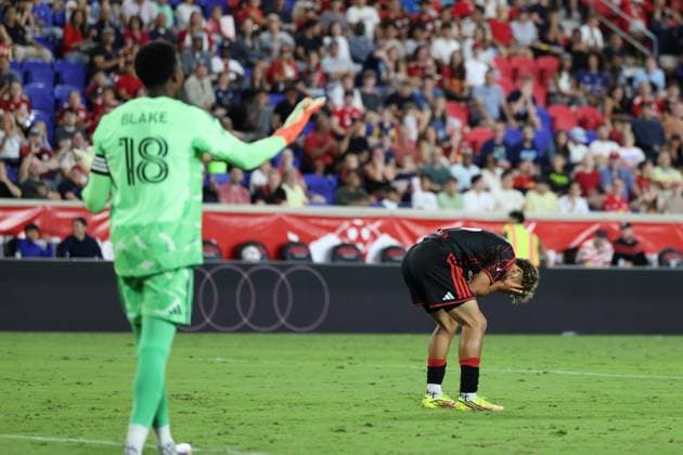 August 29, 2026, Harrison, New Jersey, USA: Red Bull New York forward JULIAN HALL (16) reacts during the first half of the match against Philadelphia Union at Sports Illustrated Stadium in Harrison, New Jersey, USA. Harrison USA - ZUMAc295 20260829_zsp_c295_003 Copyright: xJosexContrerasx