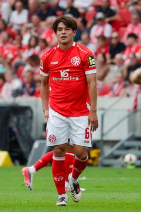 Im Bild: Enttaeuschung bei Kaishu Sano (FSV Mainz 05, 6) 29.08.2026, FSV Mainz 05 - SC Paderborn 07, 1. Bundesliga, 1. Spieltag, Deutschland, Mainz, MEWA Arena, DFL REGULATIONS PROHIBIT ANY USE OF PHOTOGRAPHS AS IMAGE SEQUENCES AND OR QUASI-VIDEO. *** Pictured: Kaishu Sano of FSV Mainz 05 looks disappointed, June 29, 2026, FSV Mainz 05 vs. SC Paderborn 07, Bundesliga 1, Matchday 1, Germany, Mainz, MEWA Arena, DFL REGULATIONS PROHIBIT ANY USE OF PHOTOGRAPHS AS IMAGE SEQUENCES AND OR QUASI-VIDEO Copyright: HMBxMedia xJulienxBecker
