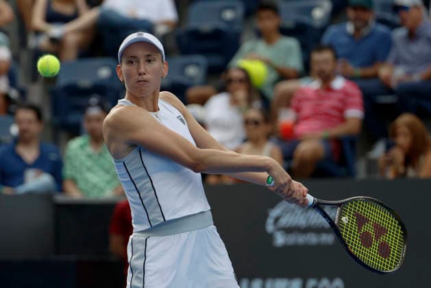 August 29, 2026, Monterrey, Nuevo Leon, Mexico: Elise Mertens (BEL) in action against Diane Parry (FRA) during the Monterrey Open WTA, Tennis Damen 500 final at the GNP Stadium in Monterrey, Nuevo Leon. Tenis 2026: Final WTA 500 Monterrey Parry Vs Mertens  - ZUMAo125 20260829_zip_o125_003 Copyright: xAntonioxOjedax