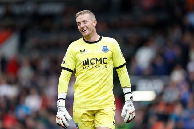 Jordan Pickford the Everton goalkeeper AFC Bournemouth v Everton, Premier League Football, Football, Vitality Stadium, Bournemouth, UK - 29 Aug 2026Bournemouth Vitality Stadium United Kingdom EDITORIAL USE ONLY No use with unauthorised audio, video, data, fixture lists, club league logos or live services. Online in-match use limited to 120 images, no video emulation. No use in betting, games or single club league player publications.  Copyright: xMattxImpey Shutterstockx 17119015de