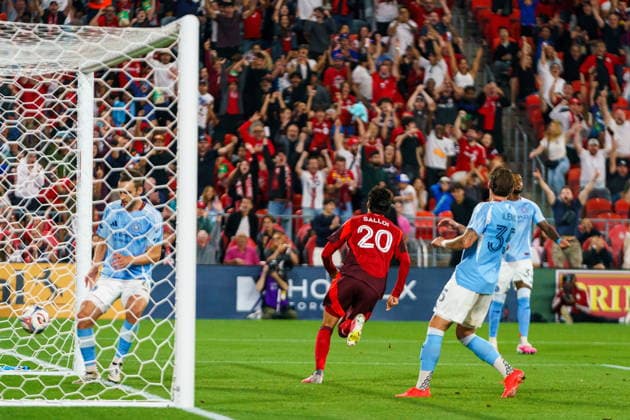 August 29, 2026, Toronto, On, Canada: Toronto FC s Daniel Salloi (20) celebrates after scoring against New York City FC during second half MLS, Fussball Herren, USA soccer action in Toronto, on Saturday, Aug. 29, 2026. Canada News - August 29, 2026 - ZUMAc35_ 20260829_zaf_c35_169 Copyright: xKeitoxNewmanx