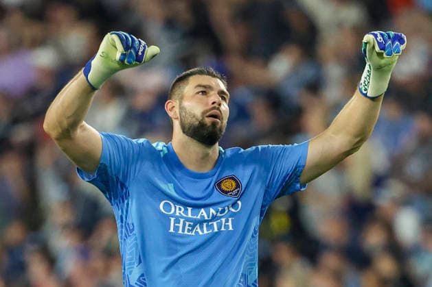 August 29, 2026, St. Paul, Minnesota, United States: Orlando City goalkeeper MAXIME CRo°PEAU (71) celebrates a game tying goal. Minnesota United hosted Orlando City on August 29th. The teams faced off at Allianz Field in St. Paul, Minnesota. The game ended in a draw 3-3. St. Paul United States - ZUMAt166 20260829_zsp_t166_007 Copyright: xMichaelxTurnerx