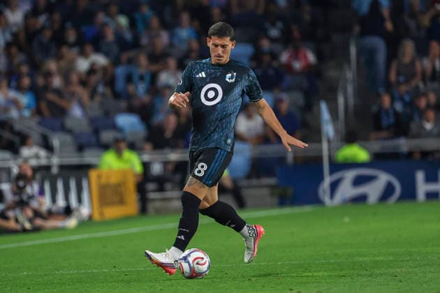 August 29, 2026, St. Paul, Minnesota, United States: Minnesota United FC forward TOMA1S CHANCALAY (8) controls the ball. Minnesota United hosted Orlando City on August 29th. The teams faced off at Allianz Field in St. Paul, Minnesota. The game ended in a draw 3-3. St. Paul United States - ZUMAt166 20260829_zsp_t166_027 Copyright: xMichaelxTurnerx