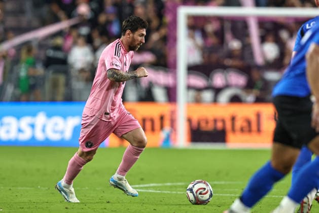 August 29, 2026, Miami, Florida, USA: LIONEL MESSI (10) of Inter Miami CF controls a ball during a MLS, Fussball Herren, USA soccer match between Inter Miami CF and CF Montreal Soccer 2026: Inter Miami CF 7:1 CF Montreal.  - ZUMAa257 20260829_zsp_a257_011 Copyright: xChrisxArjoonx
