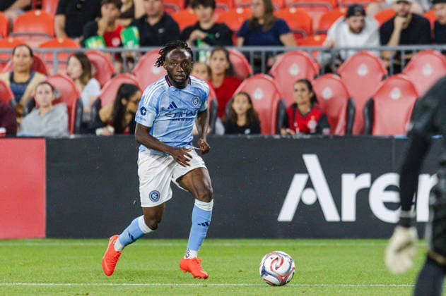 Benie Traore of New York City FC dribbles with the ball during the MLS, Fussball Herren, USA Regular Season match between Toronto FC and New York City FC on August 29, 2026 in BMO Field, Toronto, Ontario, Canada Copyright: xCurtisxWongx xSPPx Sportspressphoto_SPR219419